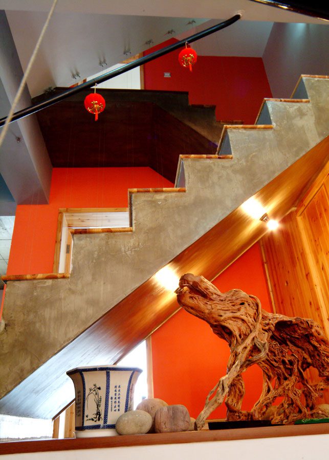 中式田园风格创意水泥楼梯装修效果图