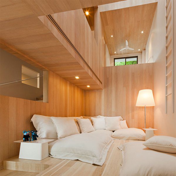 实木简约卧室暴力熊装饰图 - 效果图