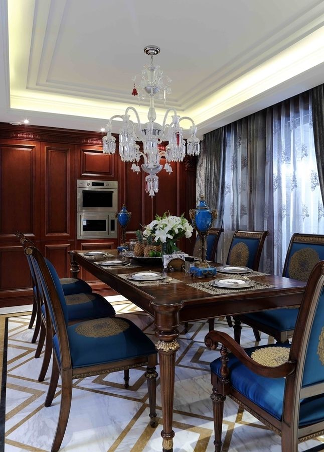 古典大气美式风格餐厅吊顶设计 - 效果图