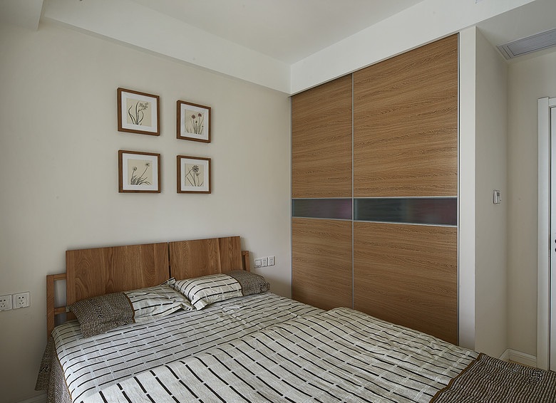 简约日式风格卧室衣柜装饰图 - 效果图