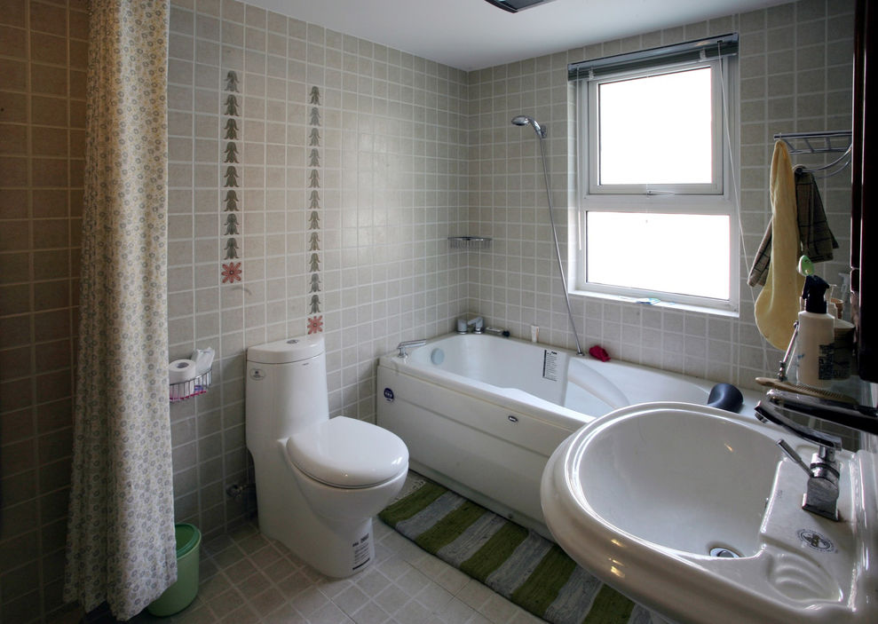 简约时尚小户型卫生间设计 - 效果图