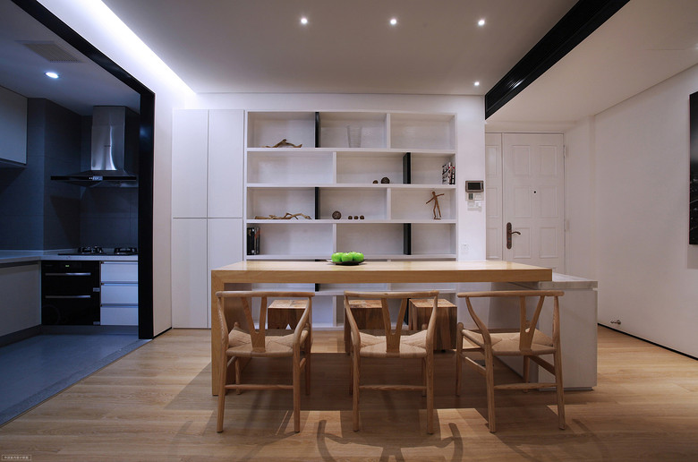 简约实木餐厅搭配欣赏图 - 效果图