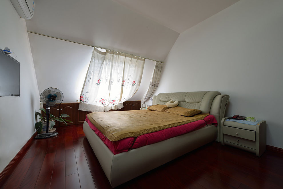 时尚现代卧室红木地板装饰 - 效果图