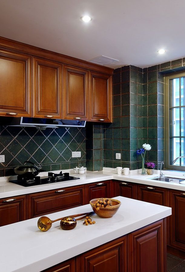 华丽古典欧式风格厨房设计装修效果图