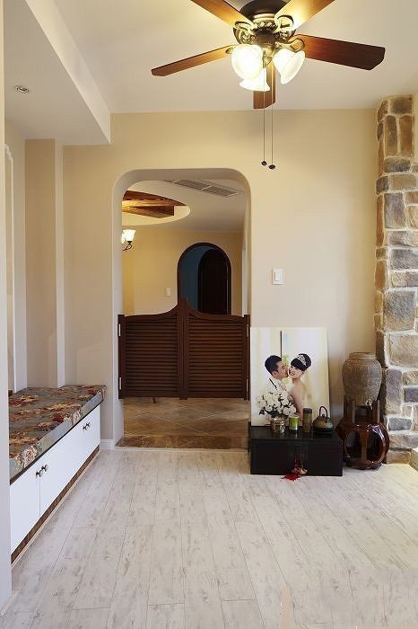 碎花田园地中海风格家居过道垭口隔断设计图 - 效果图