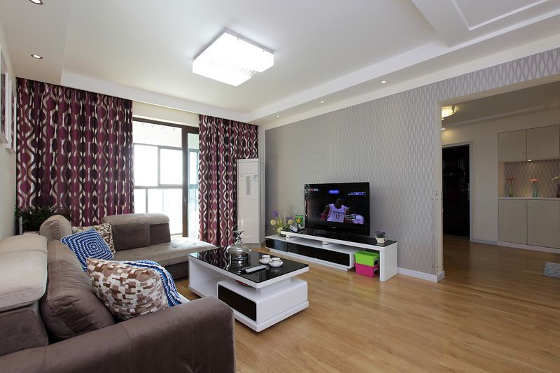 现代简约风客厅紫色窗帘效果图