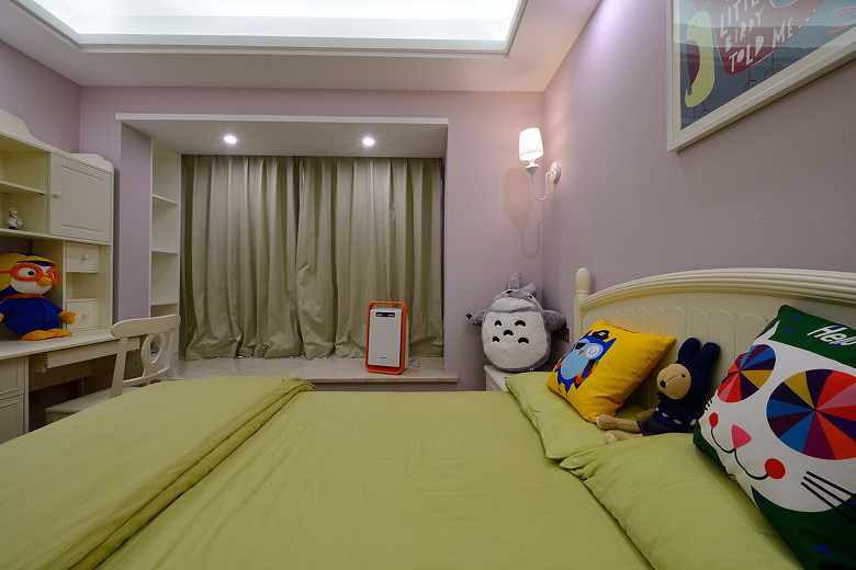 清新可爱混搭美式儿童房飘窗台面柜效果图