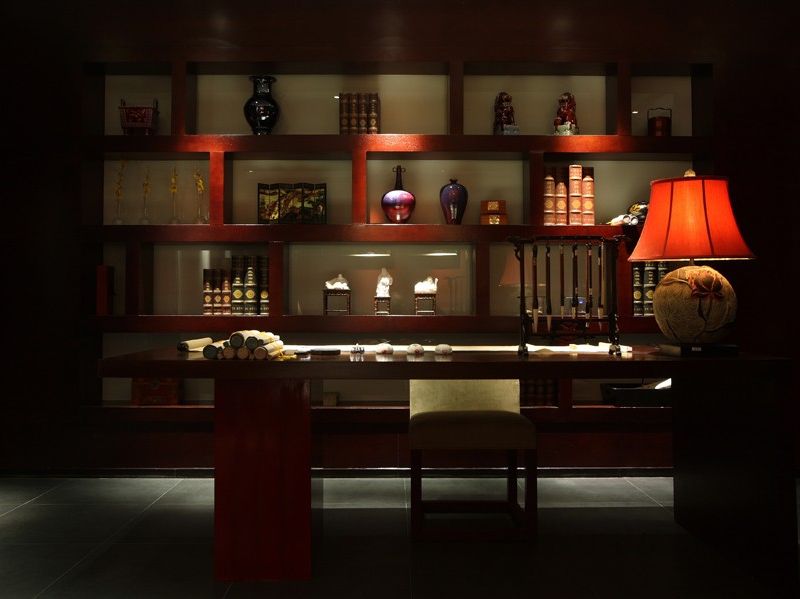 色彩浓重现代中式风格书房博古架效果图片