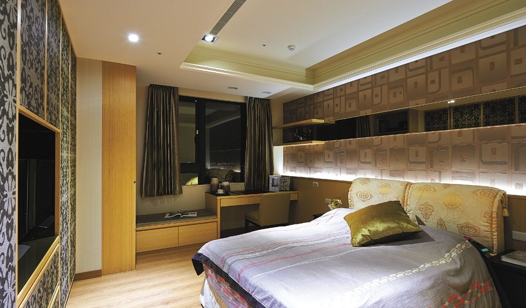 软包镜面拼贴床头背景墙效果图