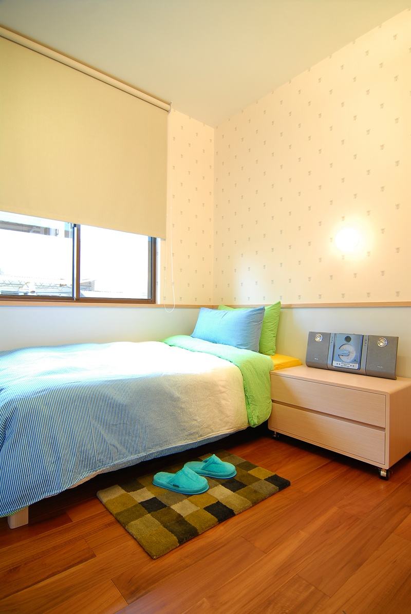 明亮清新现代小儿童房设计效果图