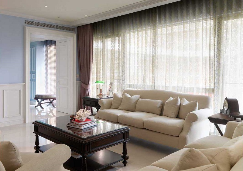110平简美温馨客厅落地窗效果图