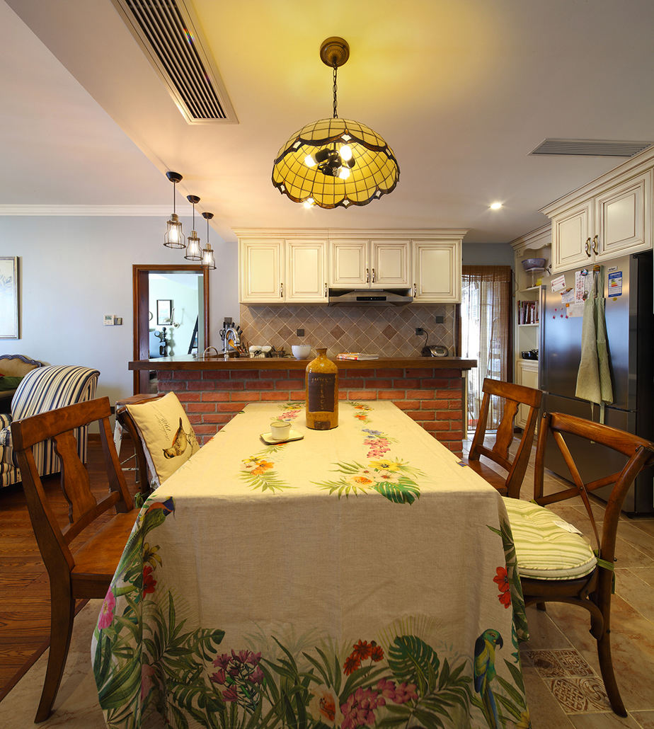 美式乡村风餐厅装修效果图