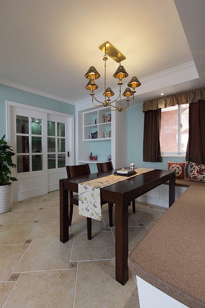 清新舒适复古美式餐厅格局效果图