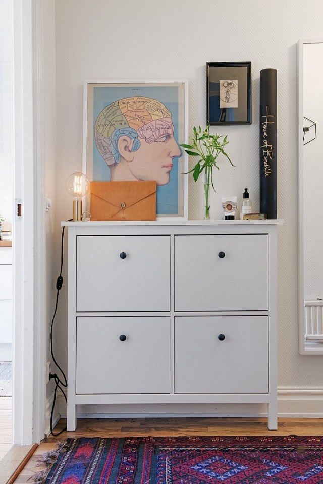 简洁北欧家居四门储物柜设计 - 效果图