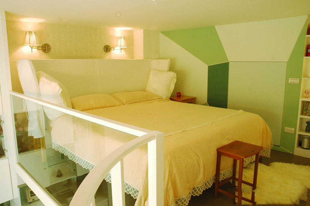 清新简约时尚小户型复式卧室背景墙设计 - 效果图