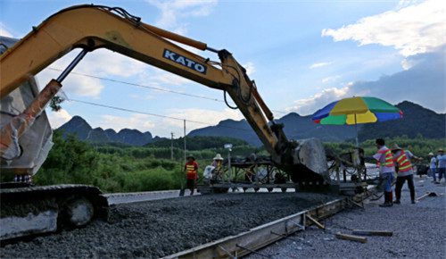 什么是水泥混凝土路面 水泥混凝土路面施工流程 - 翻新攻略
