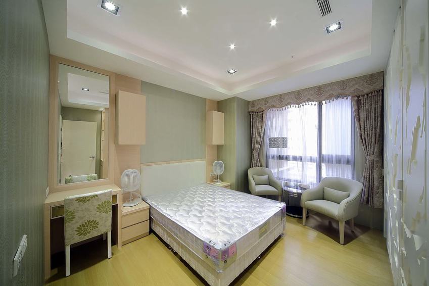 现代日式卧室样板房效果图