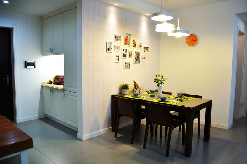 简约田园风餐厅相片墙装饰图 - 效果图