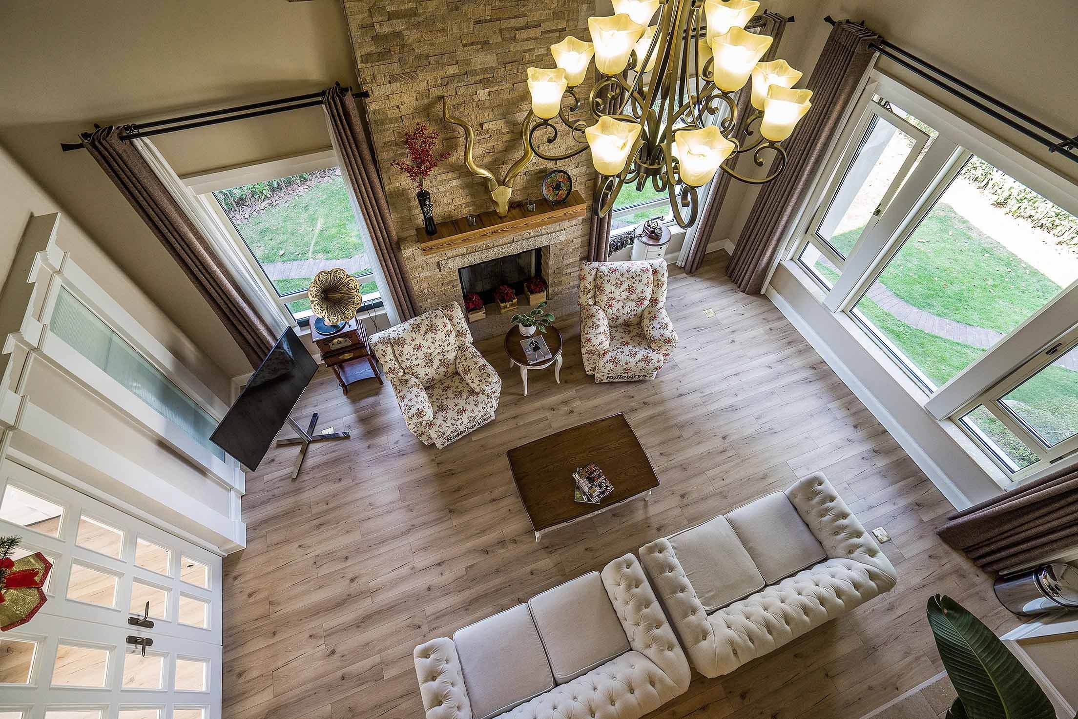 自由舒适美式乡村风格客厅俯视效果图