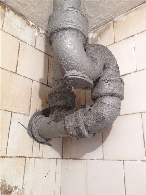 下水道漏水怎么修 你的维修方法对了吗 - 翻新攻略