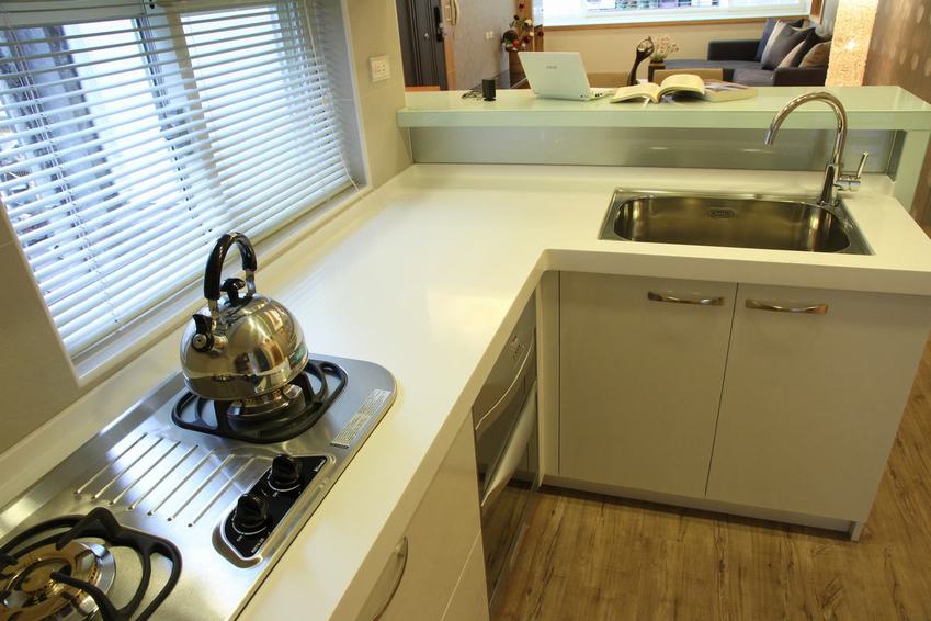 简约厨房百叶窗设计 - 效果图