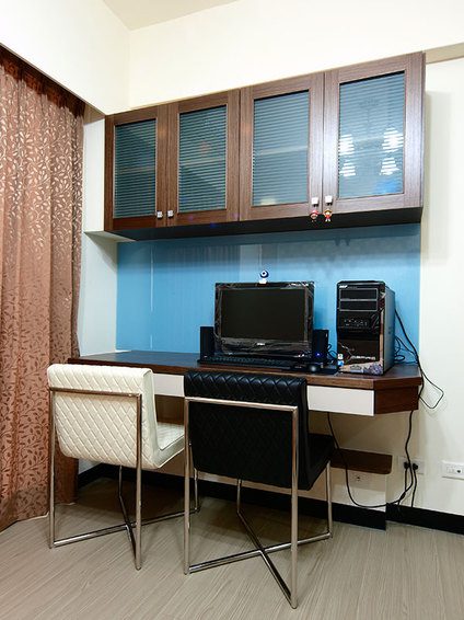 现代日式设计书房吊柜效果图