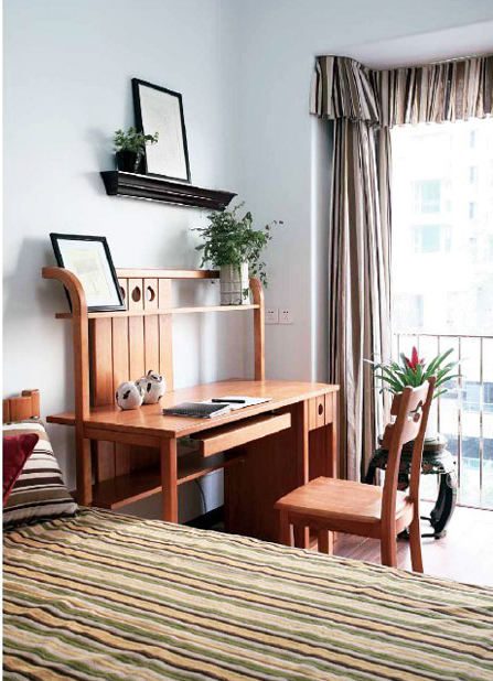 古朴田园风格书房木质书桌效果图