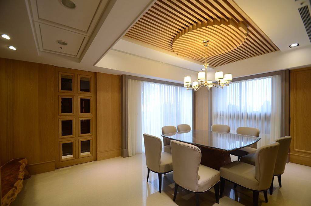 现代原木风餐厅吊顶欣赏 - 效果图