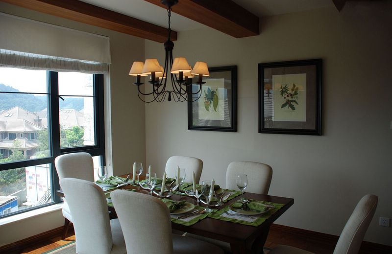 特色地中海餐具搭配效果图