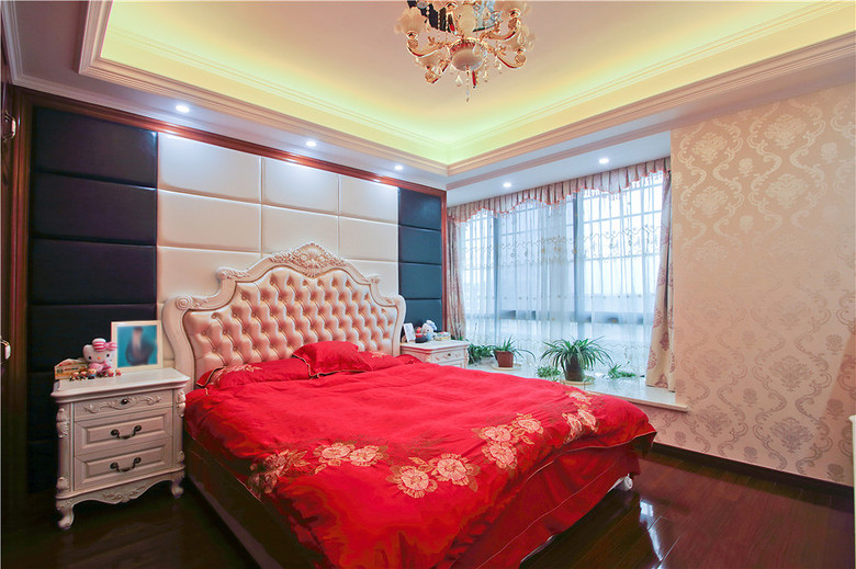 中西新古典混搭三居主卧室飘窗台面布置图 - 效果图