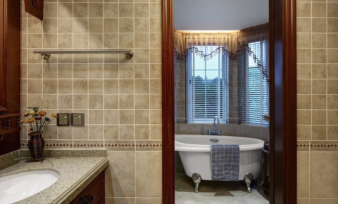 豪华复古美式卫生间百叶窗设计装潢效果图