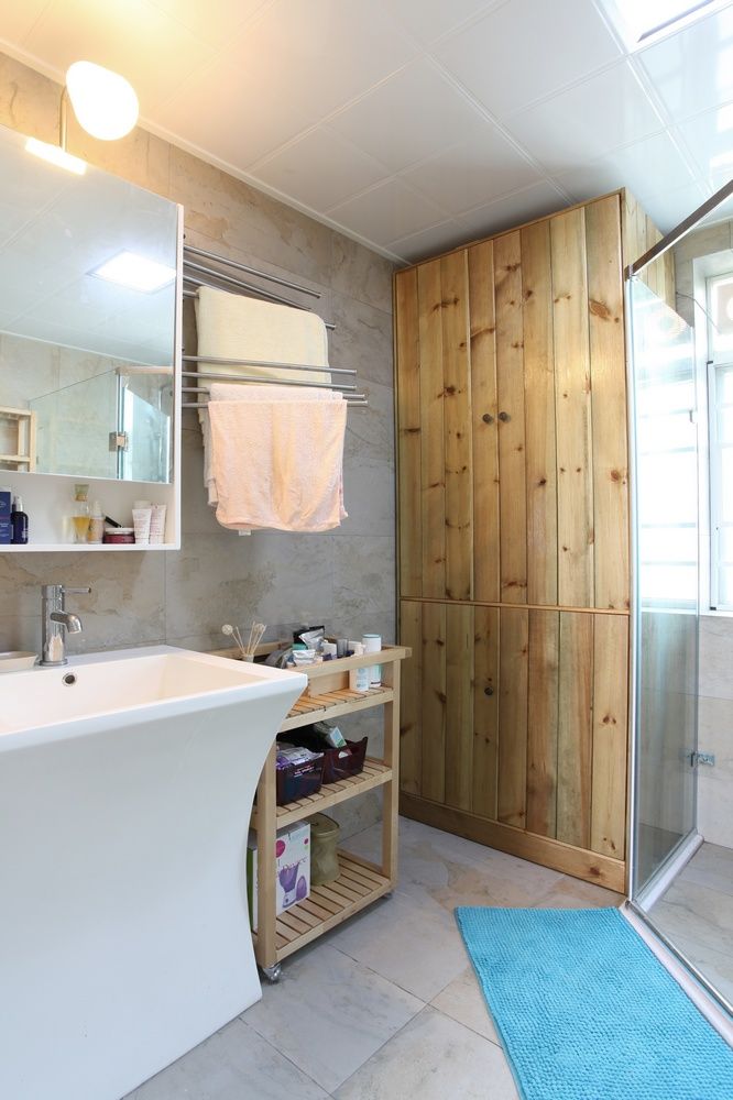 简约宜家风格原木浴室效果图