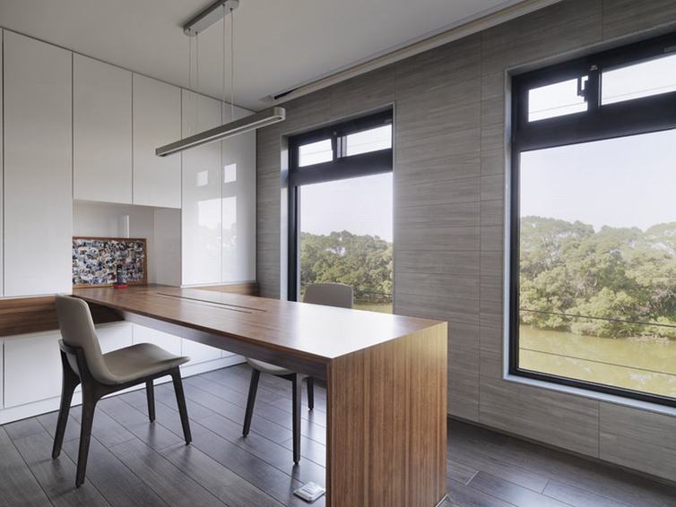 简约宜家书房原木书桌设计 - 效果图