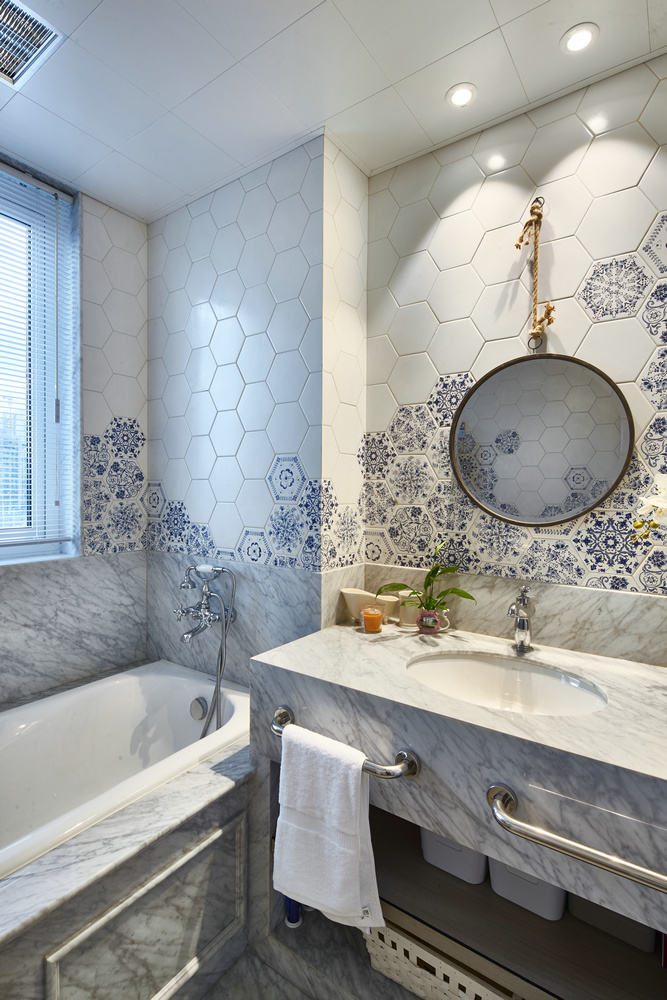 高端大气美式现代卫生间装修设计效果图片