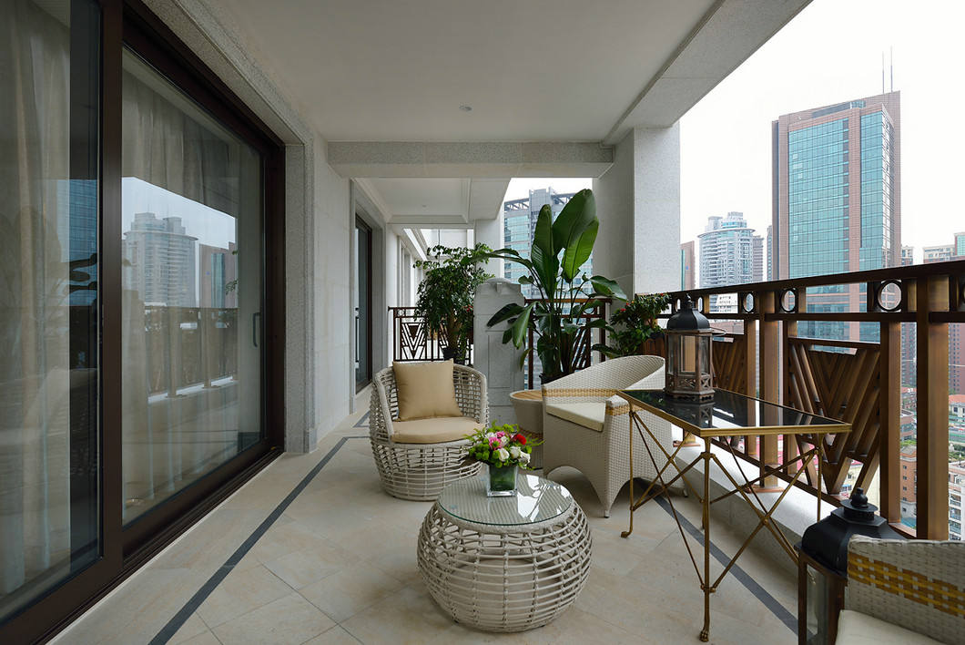 时尚大气美式休闲阳台效果图