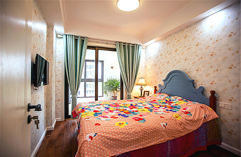 甜美可爱混搭美式儿童房装饰效果图