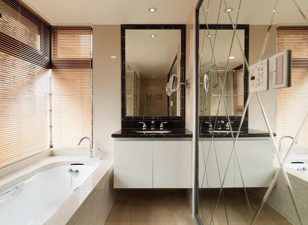 浪漫精美简约浴室精美背景墙设计效果图