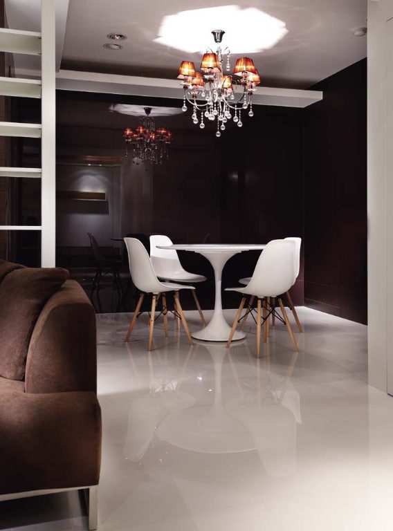 咖色系现代餐厅水晶灯装饰 - 效果图